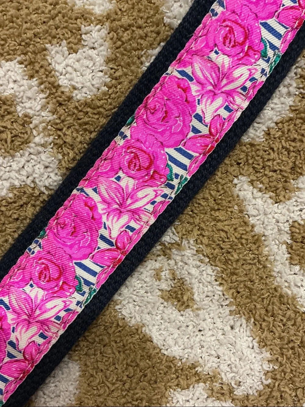 Vineyard Vines Pink Floral women’s 150 Kentucky derby size 36